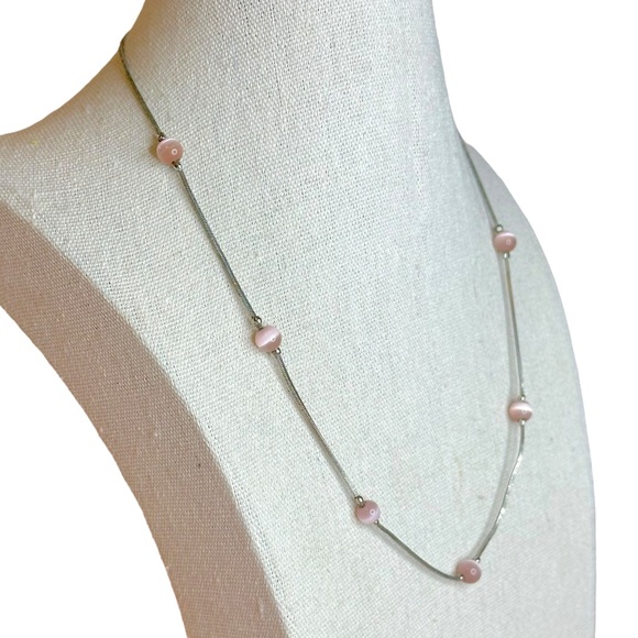 Vintage Baby Pink Cats Eye Beaded Silver Tone Necklace - Picture 3 of 5